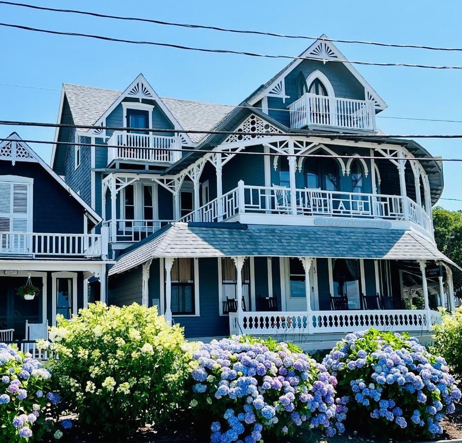 The Attleboro House Hotel Oak Bluffs Exterior photo